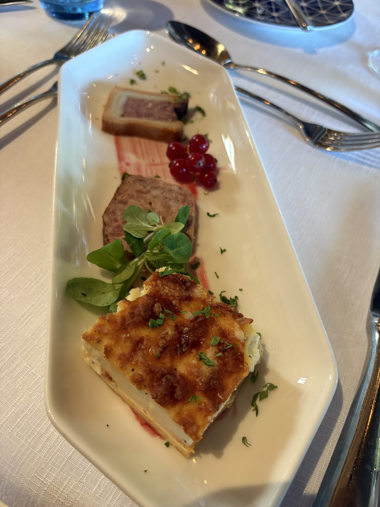 Regional dining aboard Viking Forseti during a Bordeaux river cruise