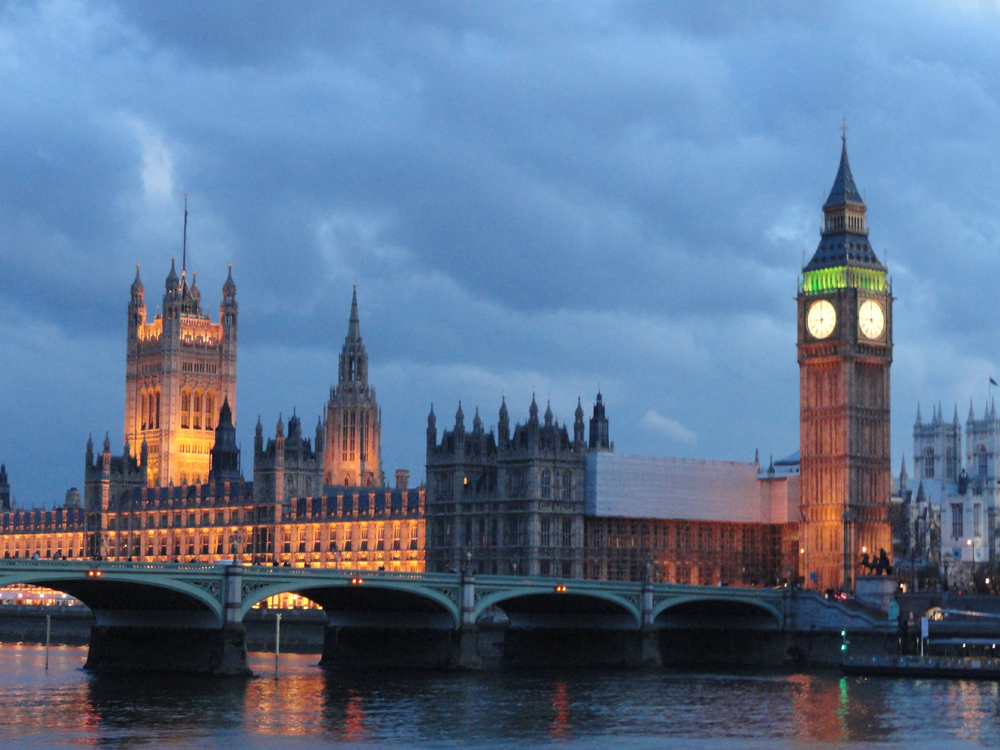 Big Ben and the Houses of Parliament in London at dusk